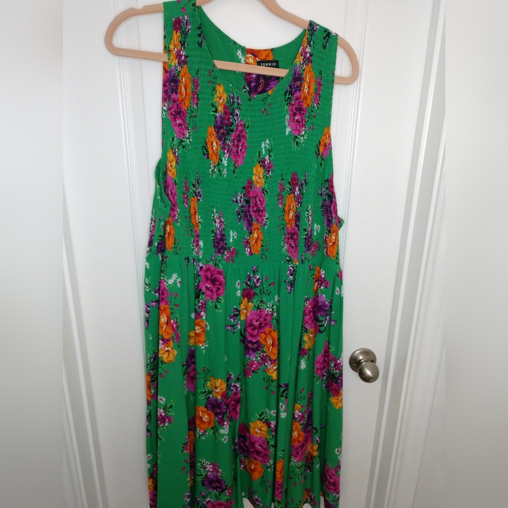 Torrid Kelly Green Dress